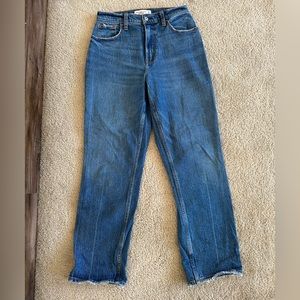 A&F The 90s Straight Ultra High Rise Curve Love Denim, Medium/Dark Wash